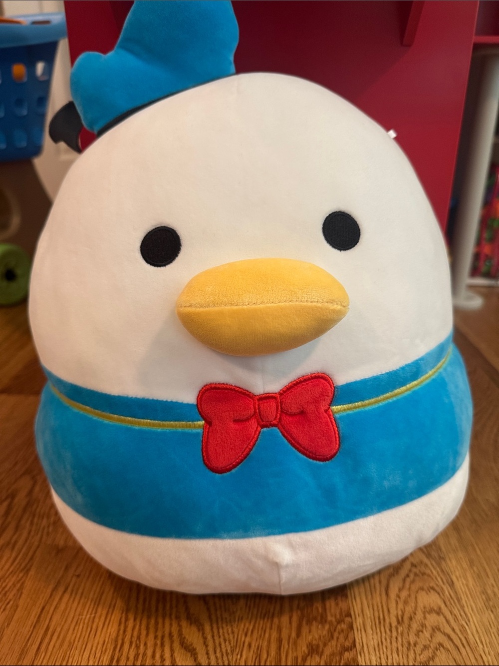 Donald Duck Disney squishmallow